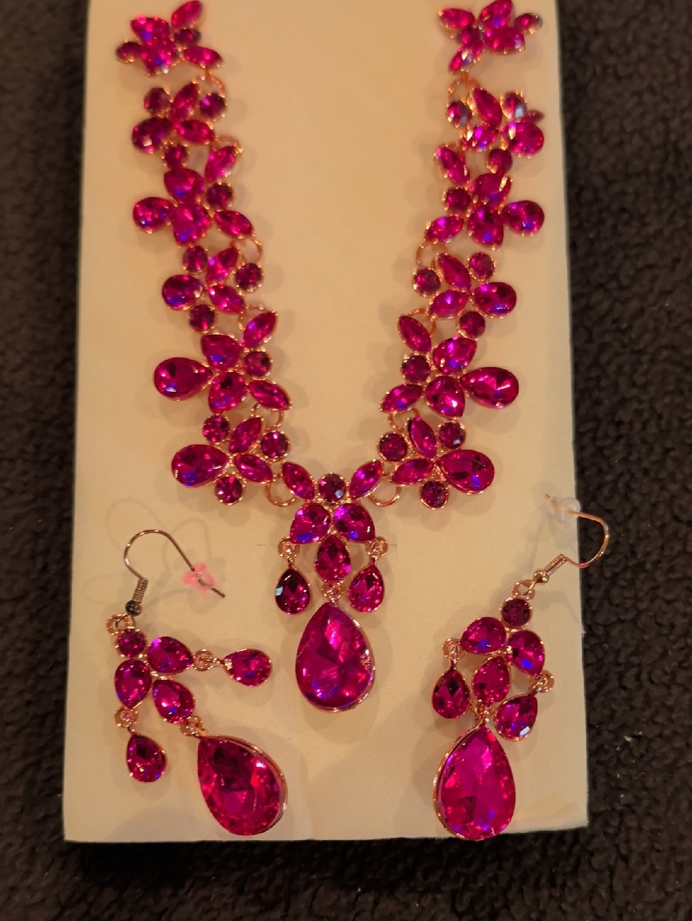 Fuchsia Pink Gem Necklace & Earring Set